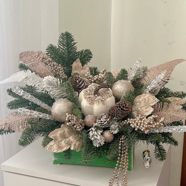 Новогодняя композиция (НГ6) из Новый год - Интернет магазин цветов ЭДЕМ в Хабаровске